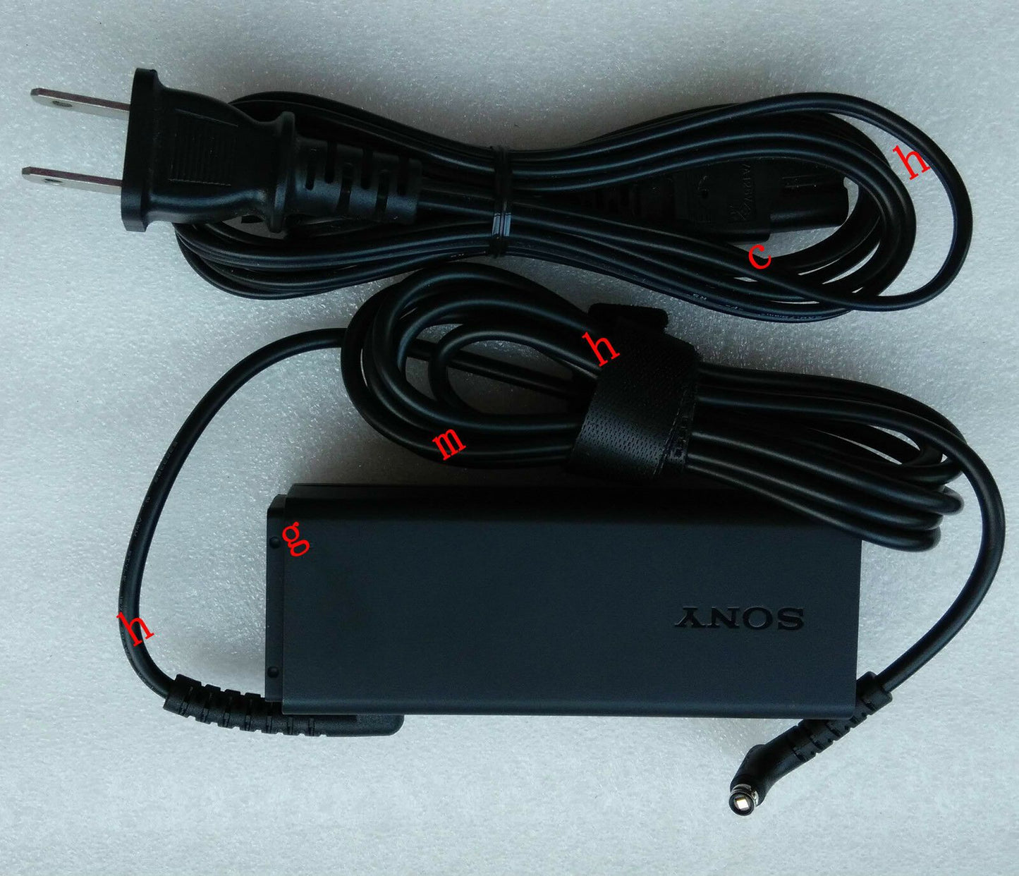 Original Sony Vaio Fit 13A SVF13N17PXB,VGP-AC19V73,149250911 44W AC Adapter&Cord