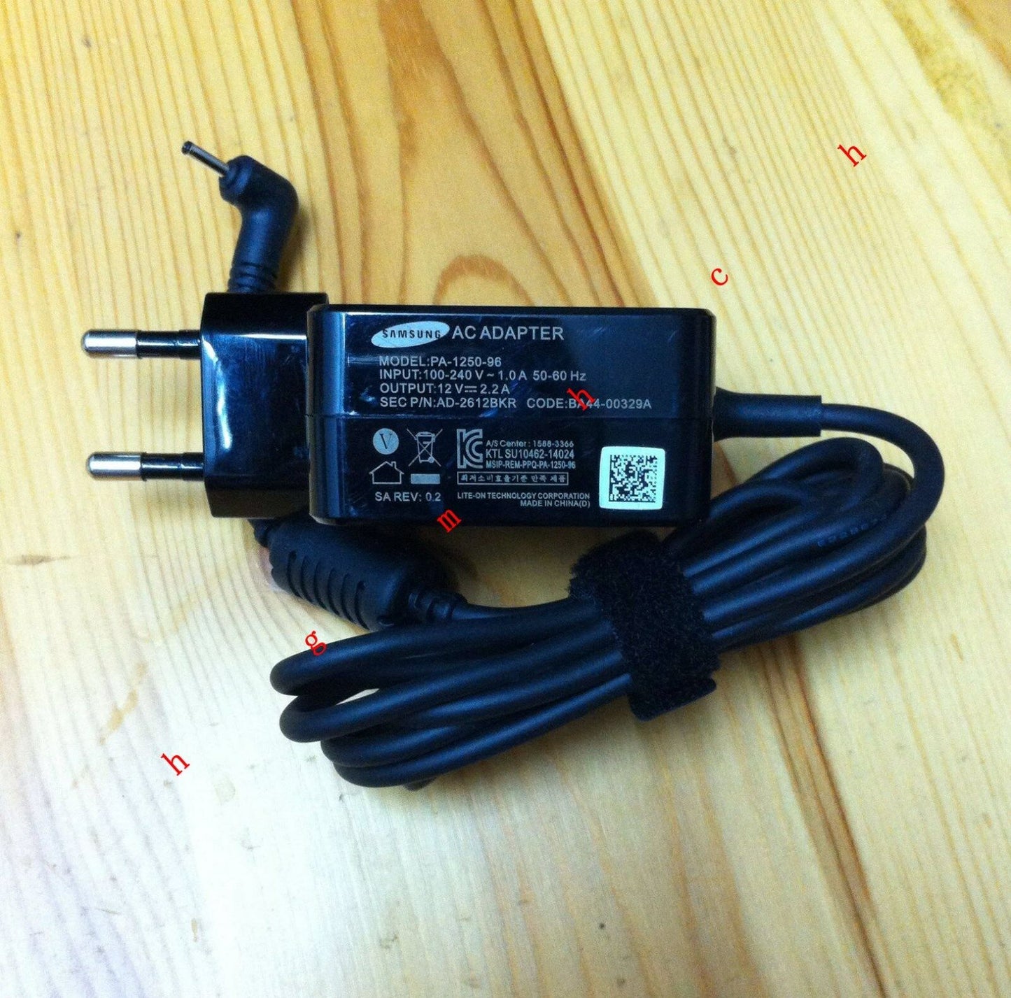 @New Original Genuine OEM 26W AC Adapter for Samsung ATIV Book M NT110S1J-K14WS