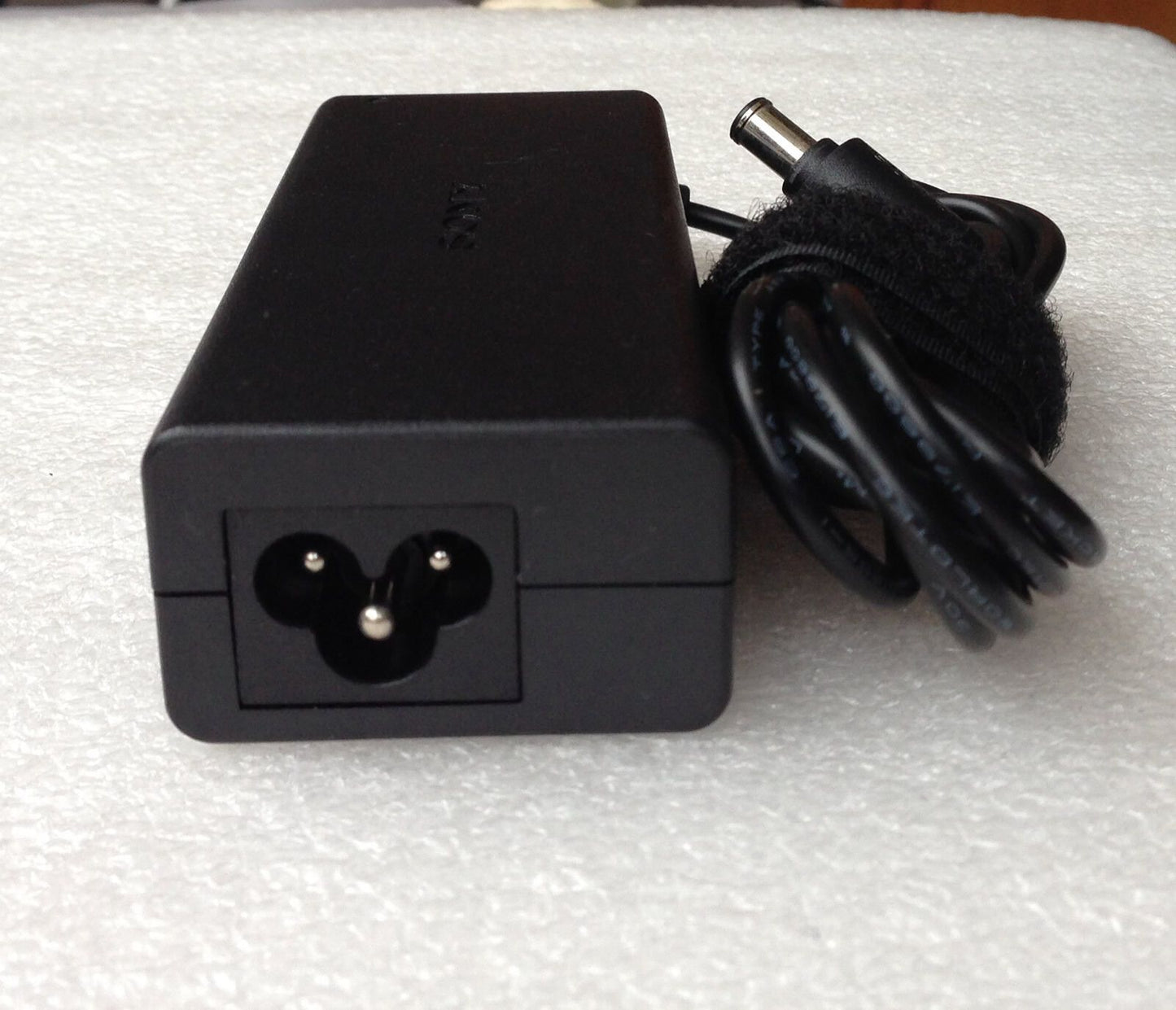 Original Genuine OEM Sony 65W AC Power Adapter for Sony VIAO SVZ1311Z8E Notebook
