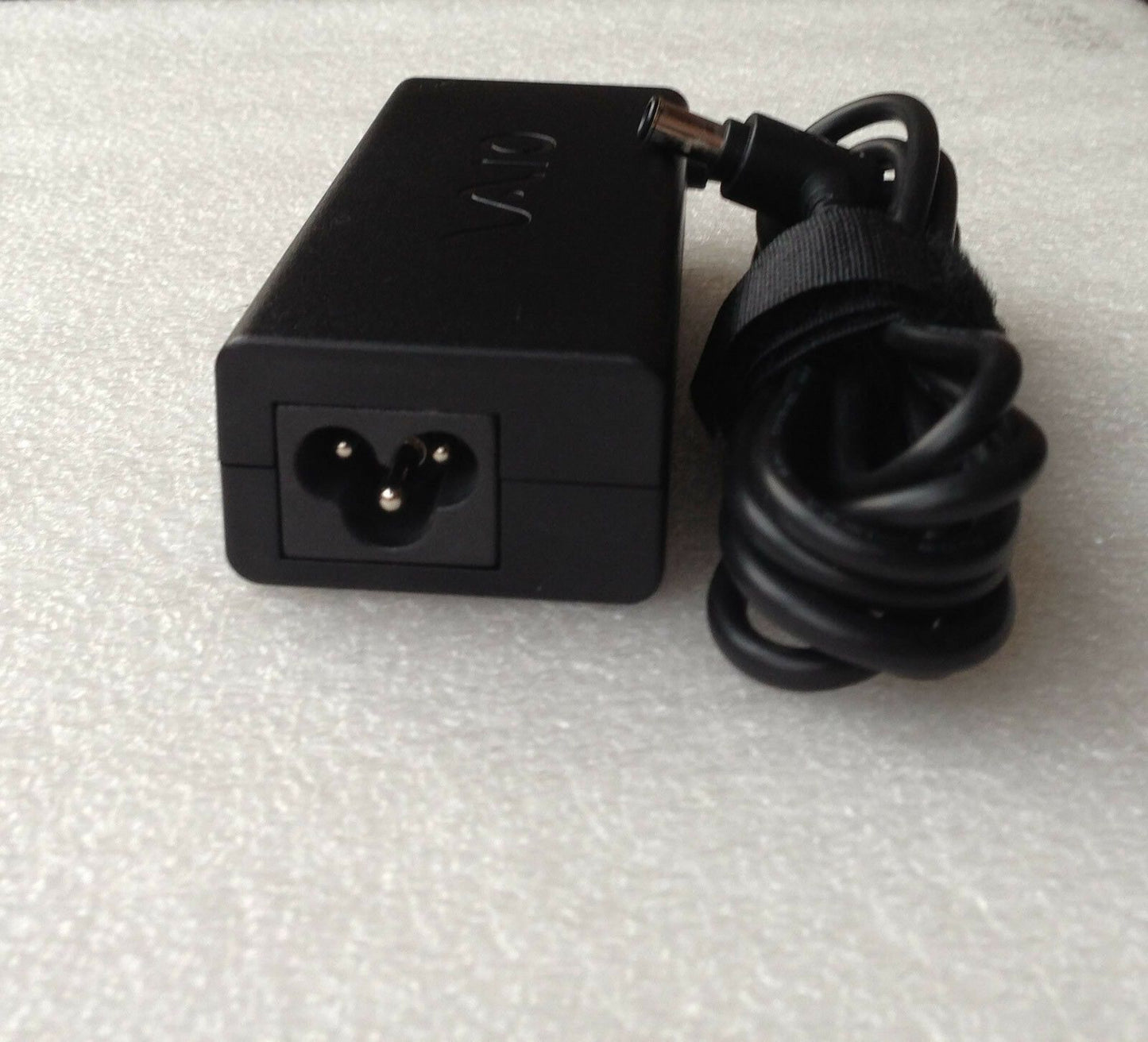 New Original OEM Sony 65W 19.5V 3.3A AC Adapter for Sony VAIO Tap 20 SVJ20225CLB