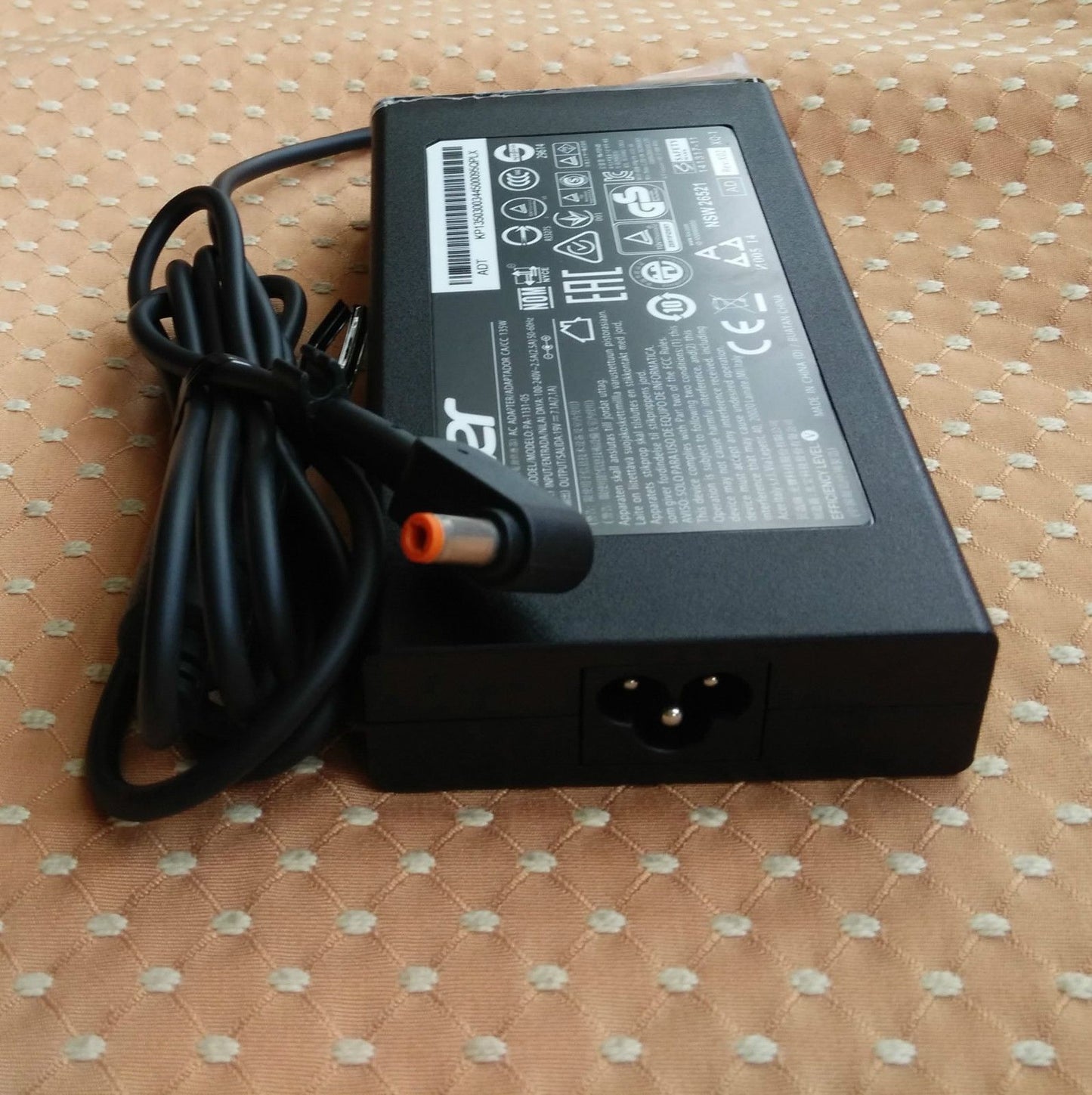 Original OEM Acer 135W AC Adapter for Aspire VN7-591G-729V,VN7-591G-77FS/70RT