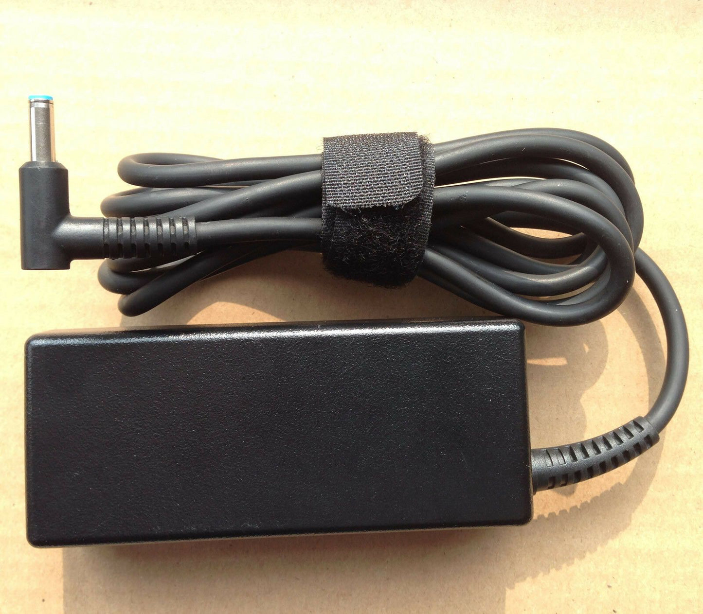 New Original OEM HP 65W AC Adapter for HP Pavilion 17-e121ca,17-e120ca,17-e113dx