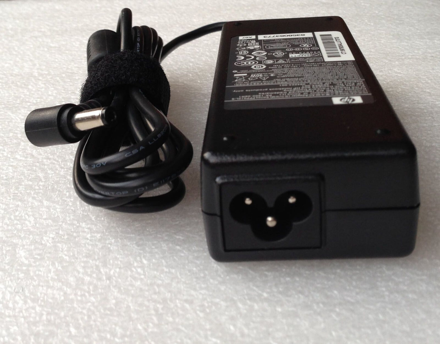 Original OEM HP 90W AC Adapter for Compaq Presario All-in-One CQ1-1030IN Desktop