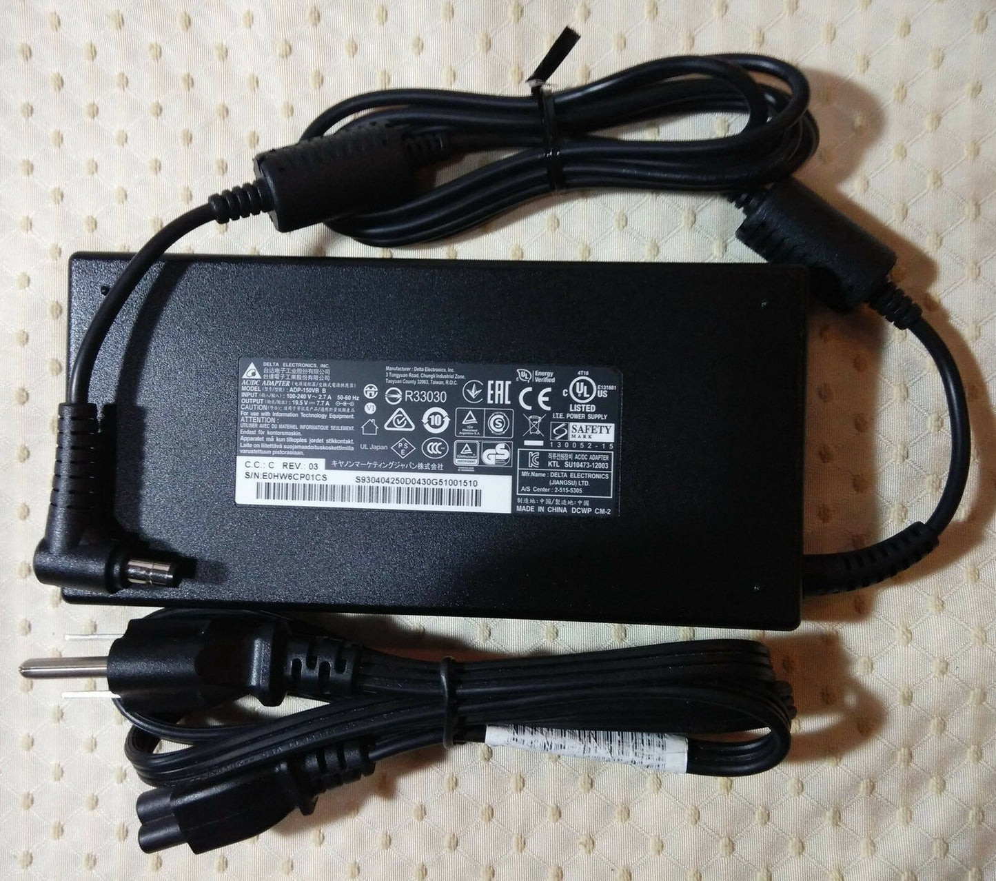 Original Delta 19.5V 7.7A Slim AC Adapter for MSI GS40 6QE(Phantom)-016IT Laptop
