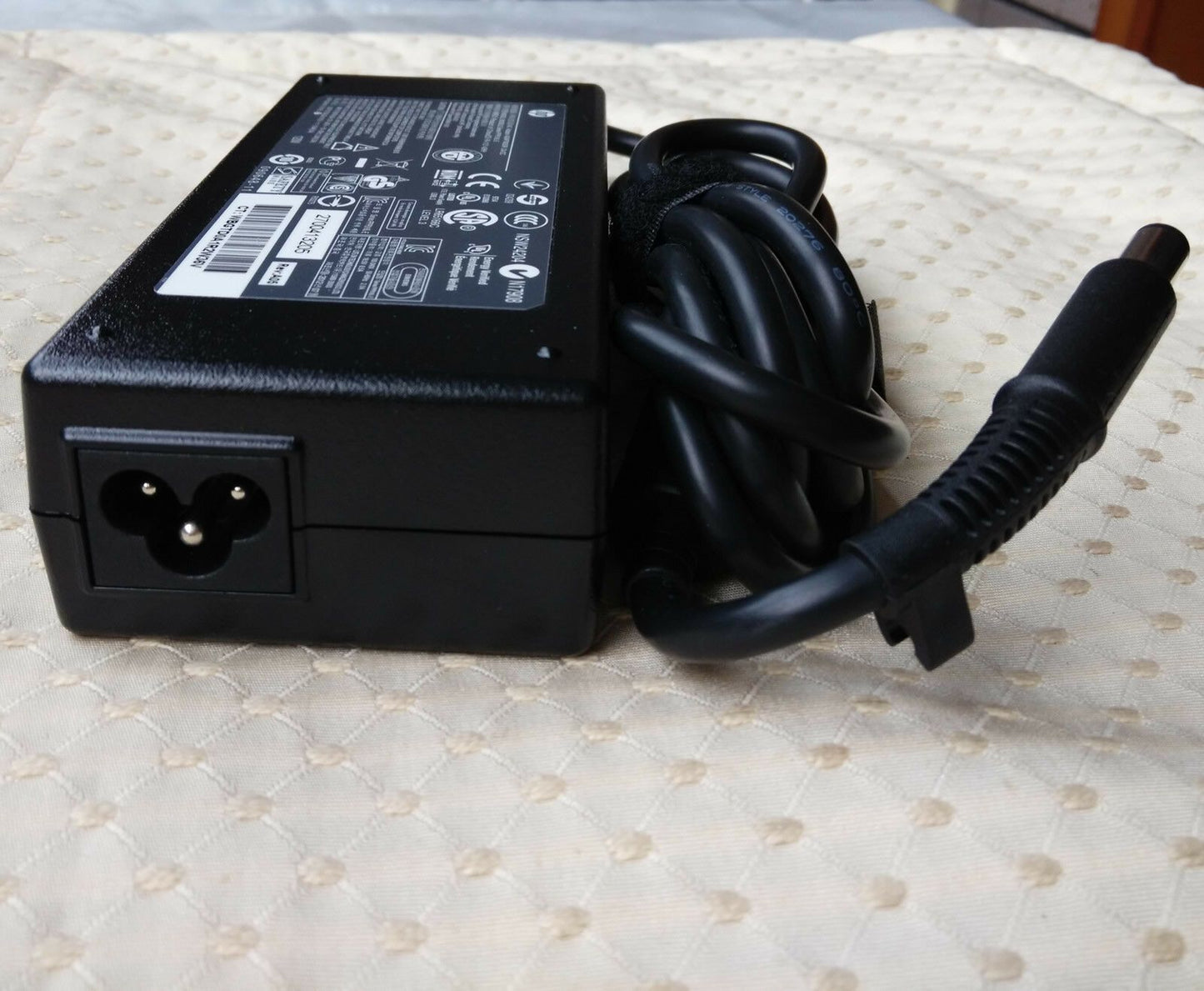 New OEM HP 120W 18.5V AC Adapter for Pavilion DV6-3052NR,DV6-3040ES,DV6-3039TX@@