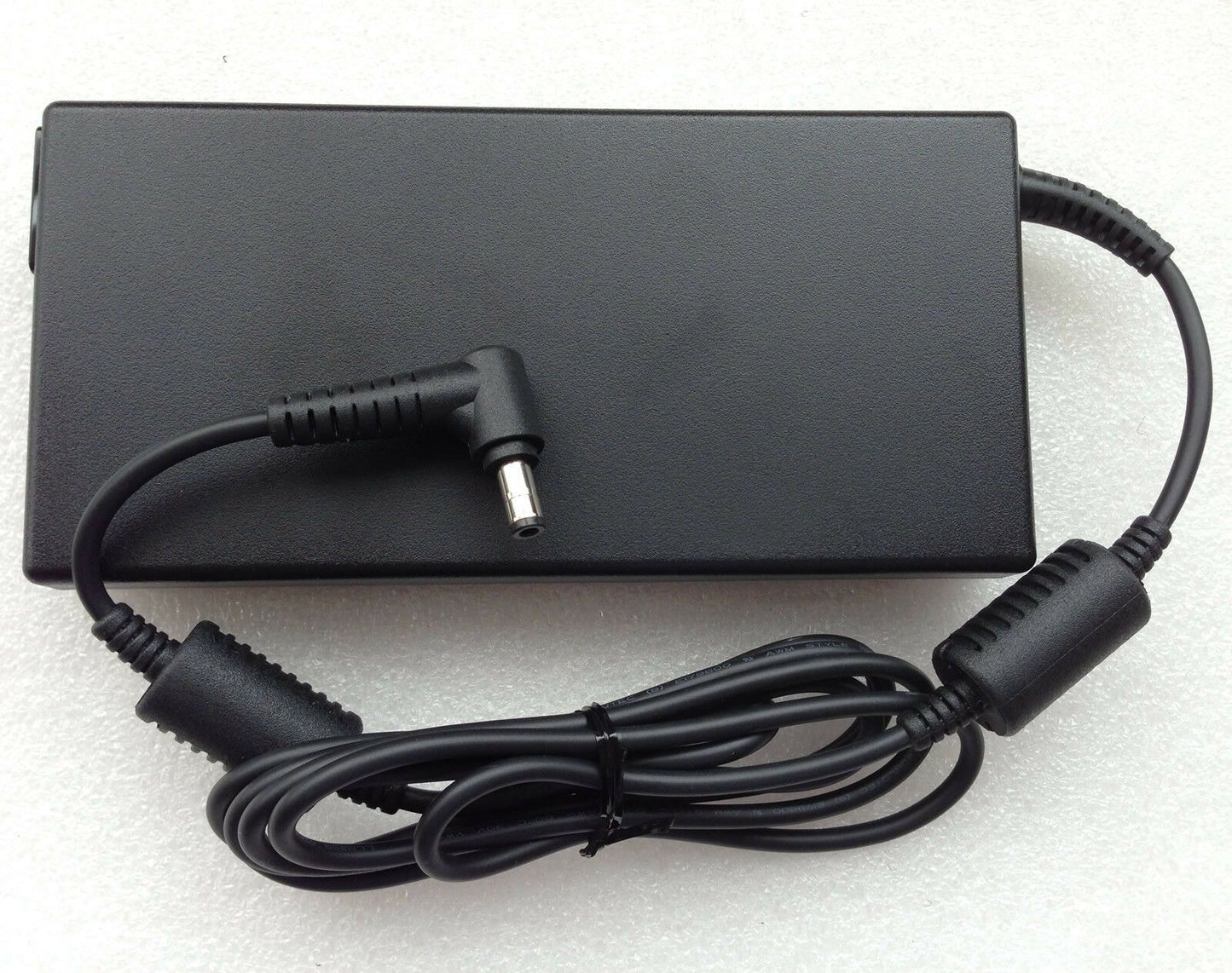 New Original OEM Delta AC/DC Adapter for MSI P65 Creator 8RE-048AU Gaming Laptop
