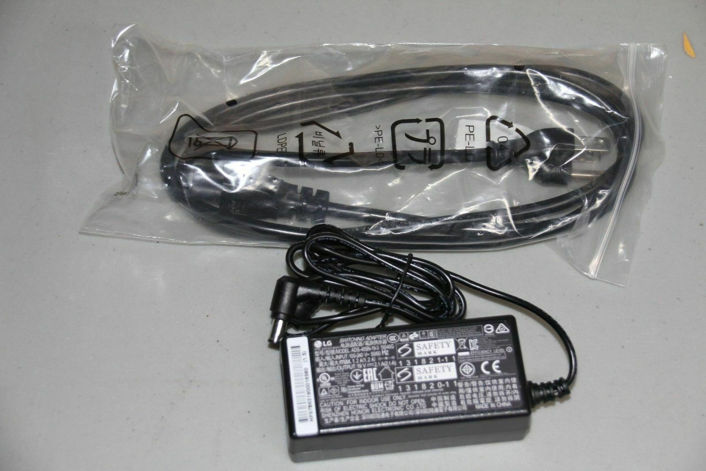 New Original OEM LG 19V 2.1A AC/DC Adapter for LG 28MT45A,28MT45B LCD-LED TV