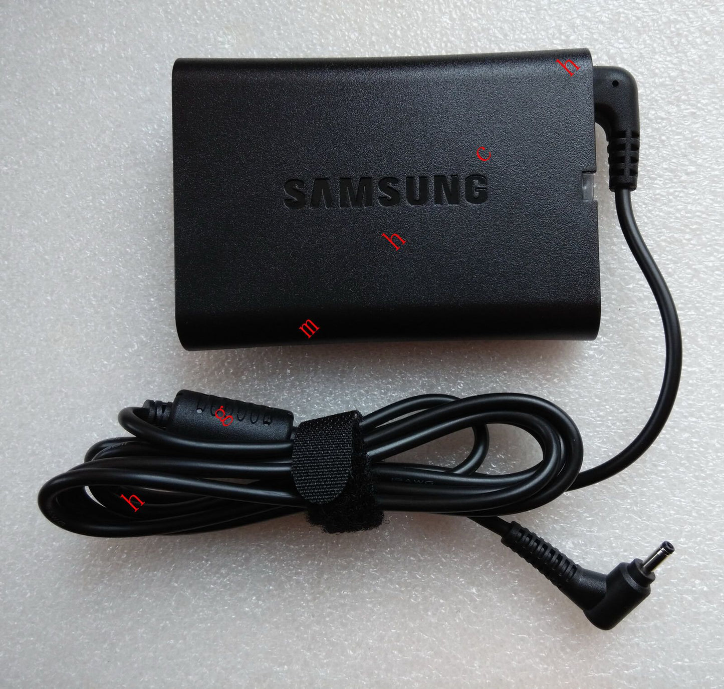 Original Genuine OEM 40W 19V 2.1A AC Adapter for Samsung NP900X4C-A05US Notebook
