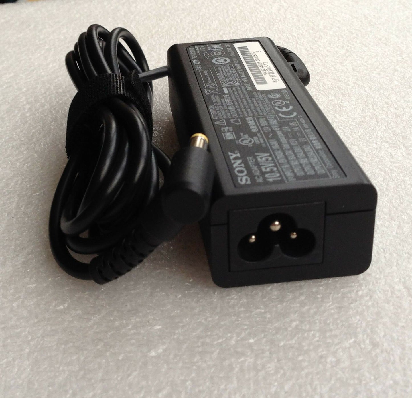 @Original Sony 45W 10.5V/5V AC Adapter for Sony VAIO Duo SVD1321C5E,VGP-AC10V10