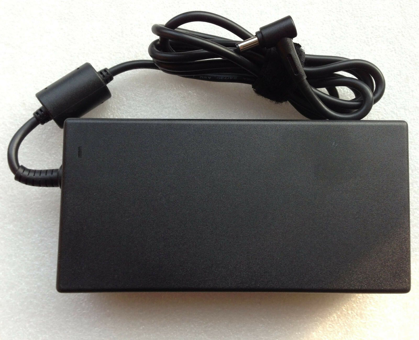 Original OEM ASUS 180W 19V 9.5A AC Adapte for ROG G752VL/GTX965M Gaming Laptop