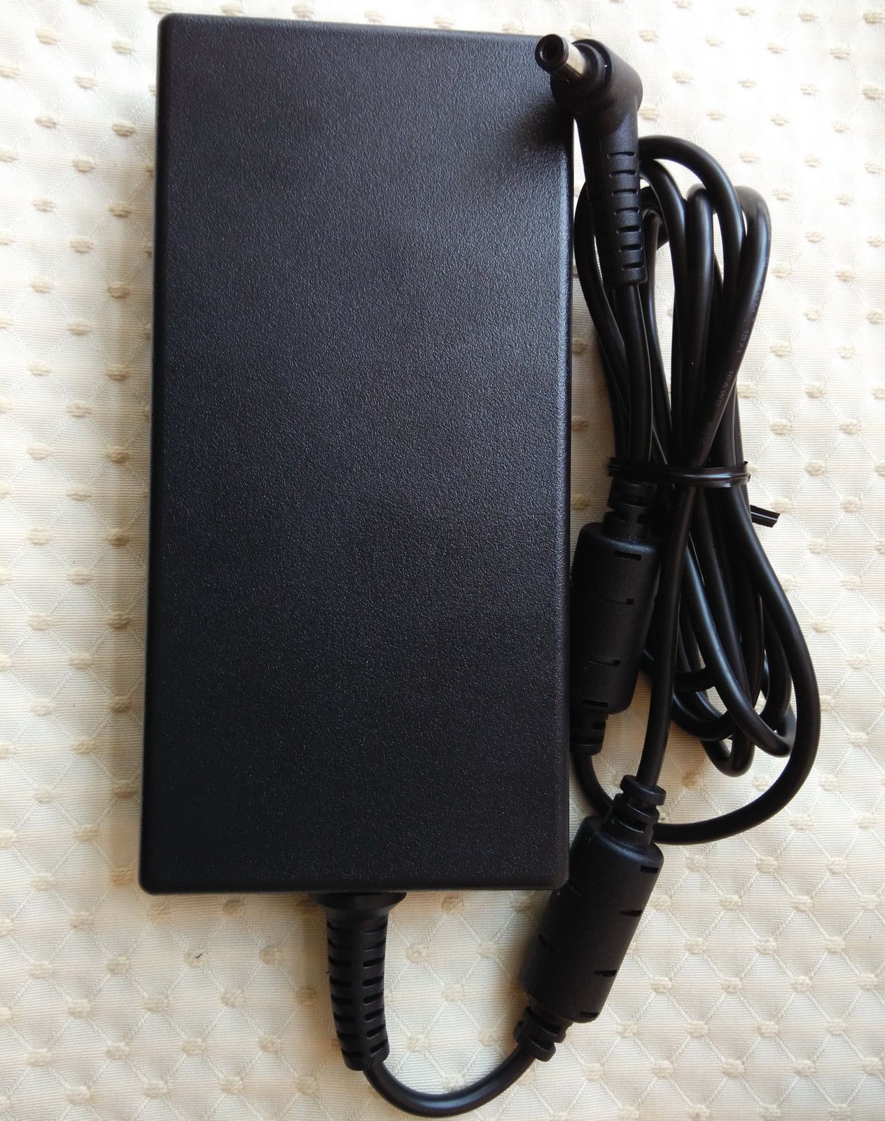Original OEM Delta MSI 180W AC Adapter for MSI GV62 8RE-061,ADP-180MB K Notebook