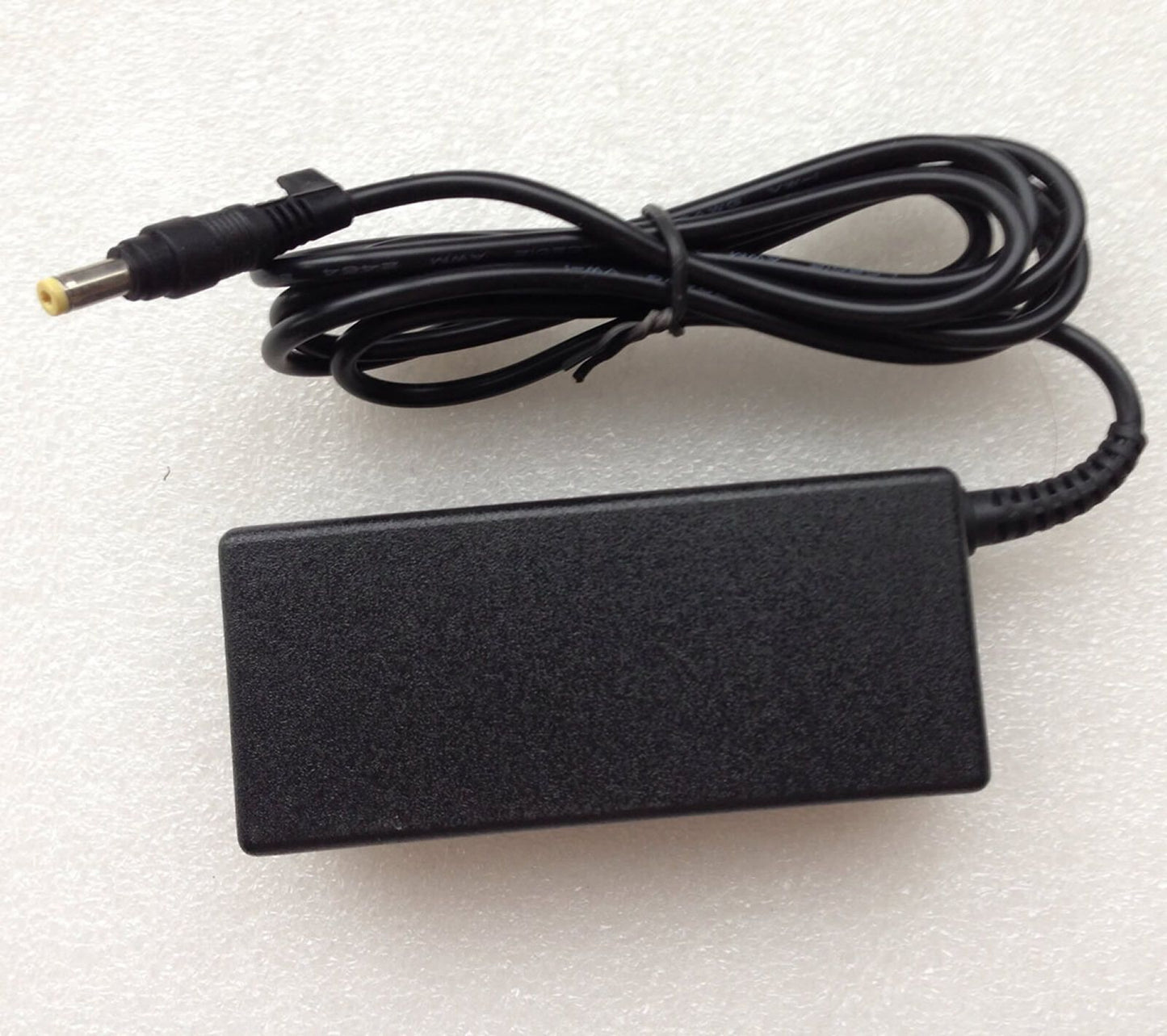 65W Original Genuine AC ADAPTER battery charger HP Pavilion DV2000 DV6000 DV9000