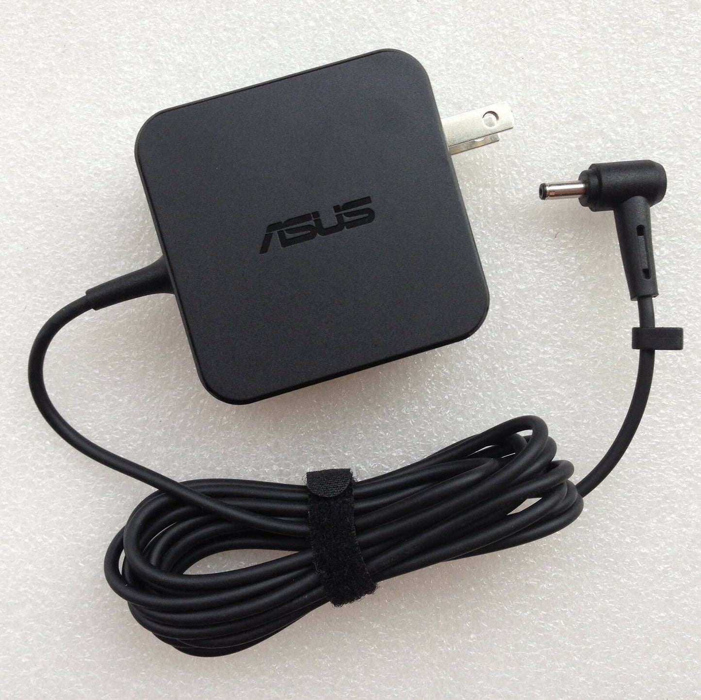 Original OEM ASUS Charger Transformer Book T300CHI-RHM5T06,AD890326,ADP-33BW A@@