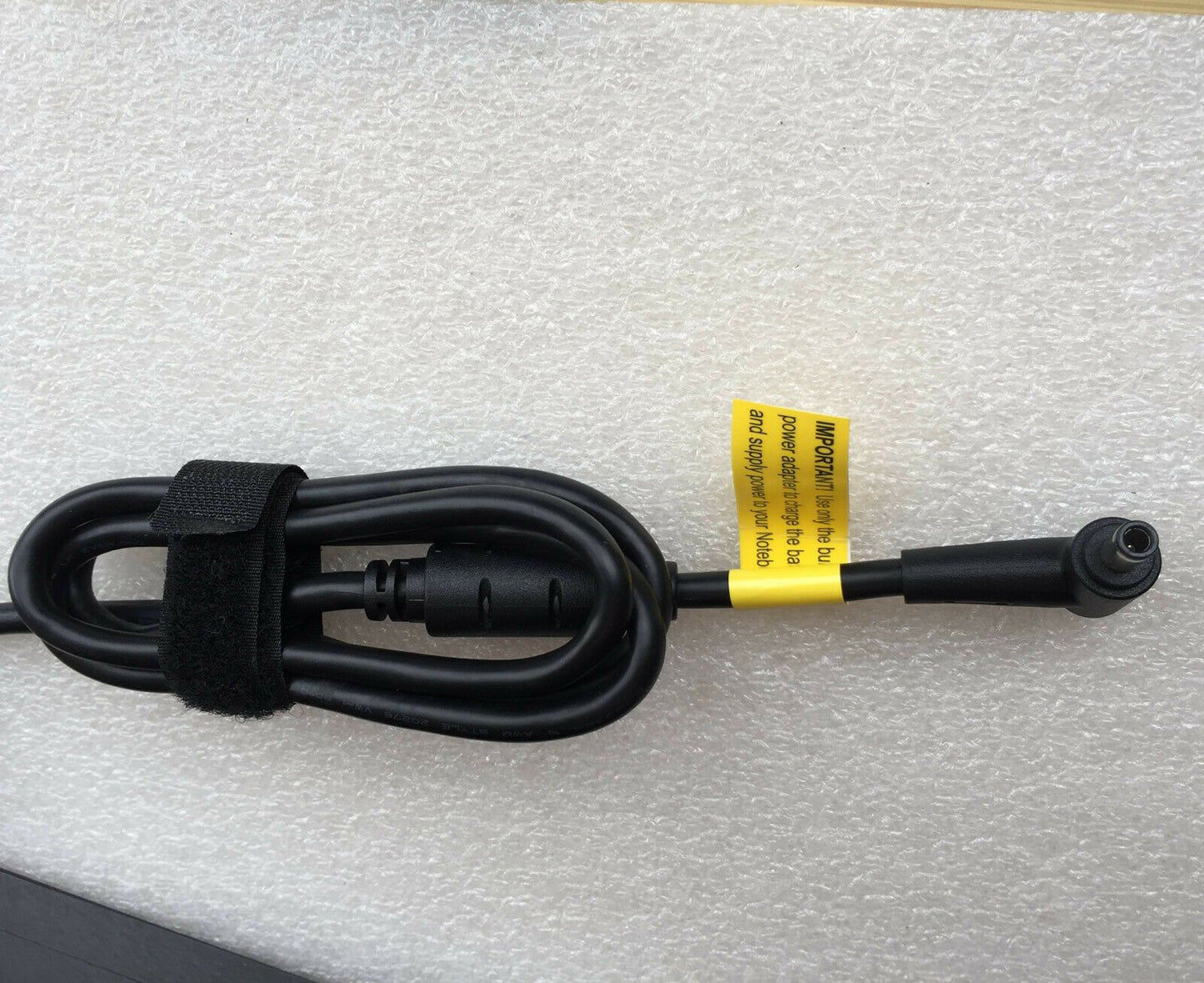 @Original Asus ROG Strix G731GW/i9-9880H/RTX2070 ADP-280BB B 280W 20V AC Adapter