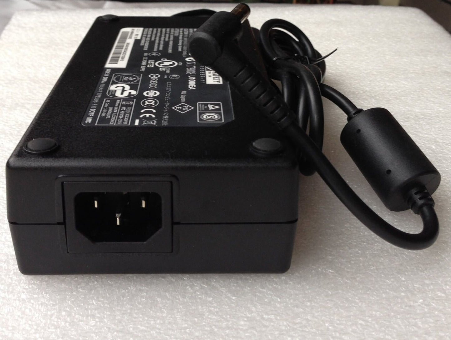 @New Original OEM Delta 19.5V 9.2A 180W AC Adapter for MSI GX70 3CC-233RU Laptop