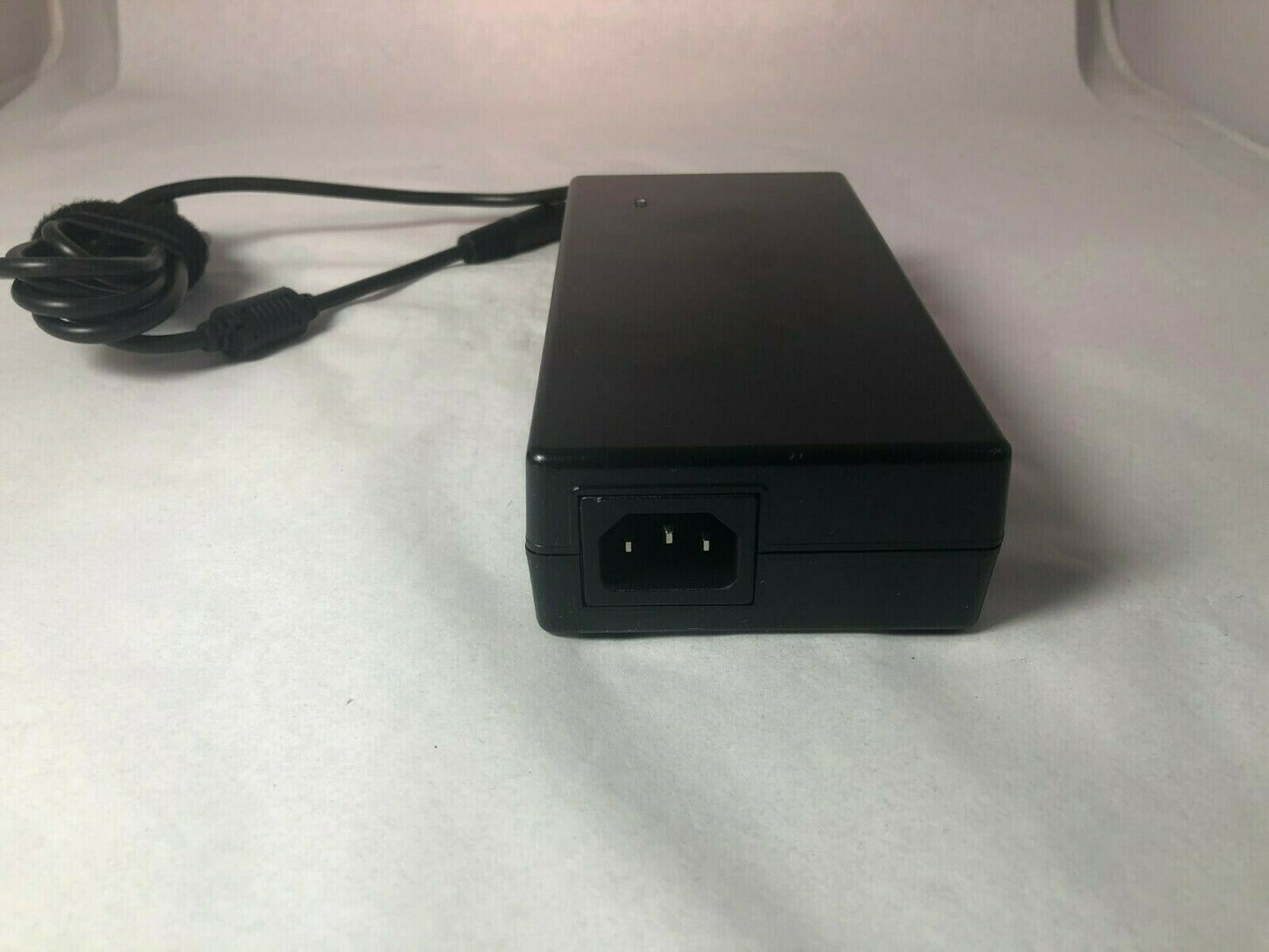 New Original HP 180W 19.5V AC Adapter for HP ENVY 27-B001LA,27-B002LA,901571-004