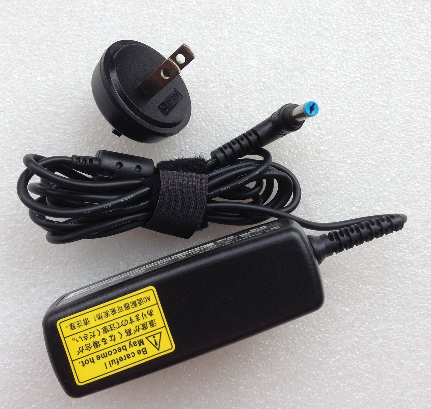 Original Genuine OEM 40W AC Adapte Charger Acer aspire V5-122P-0408,AK.040AP.024