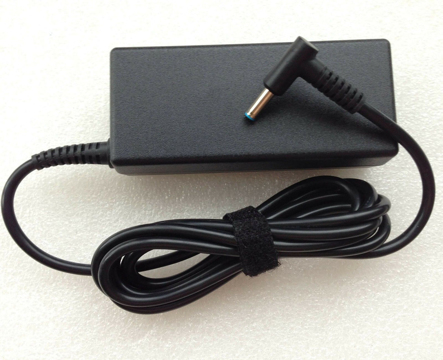 New Original Genuine OEM 65W AC Power Adapter for HP Pavilion 17-E011NR Notebook