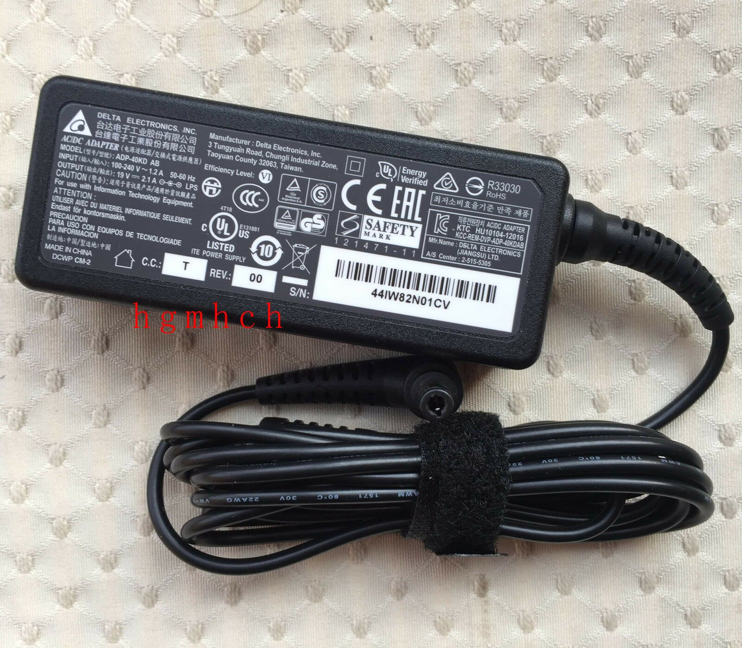 Original OEM Delta 19V 2.1A 40W AC Adpater&Cord for Clevo N751BU Mobility Laptop
