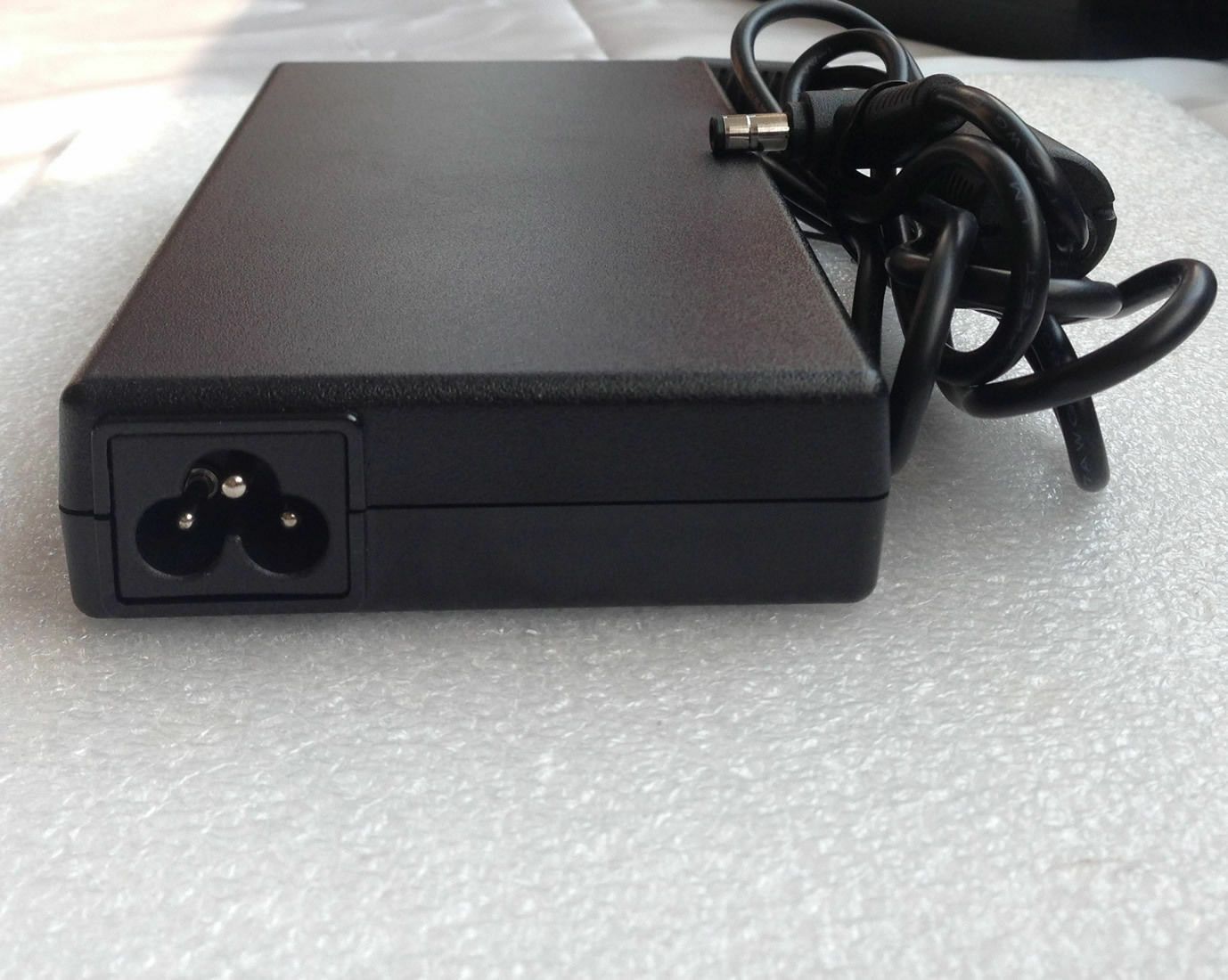@New Original Delta MSI 150W 19.5V AC Adapter for MSI WS60 2OJ-006US,ADP-150VB B
