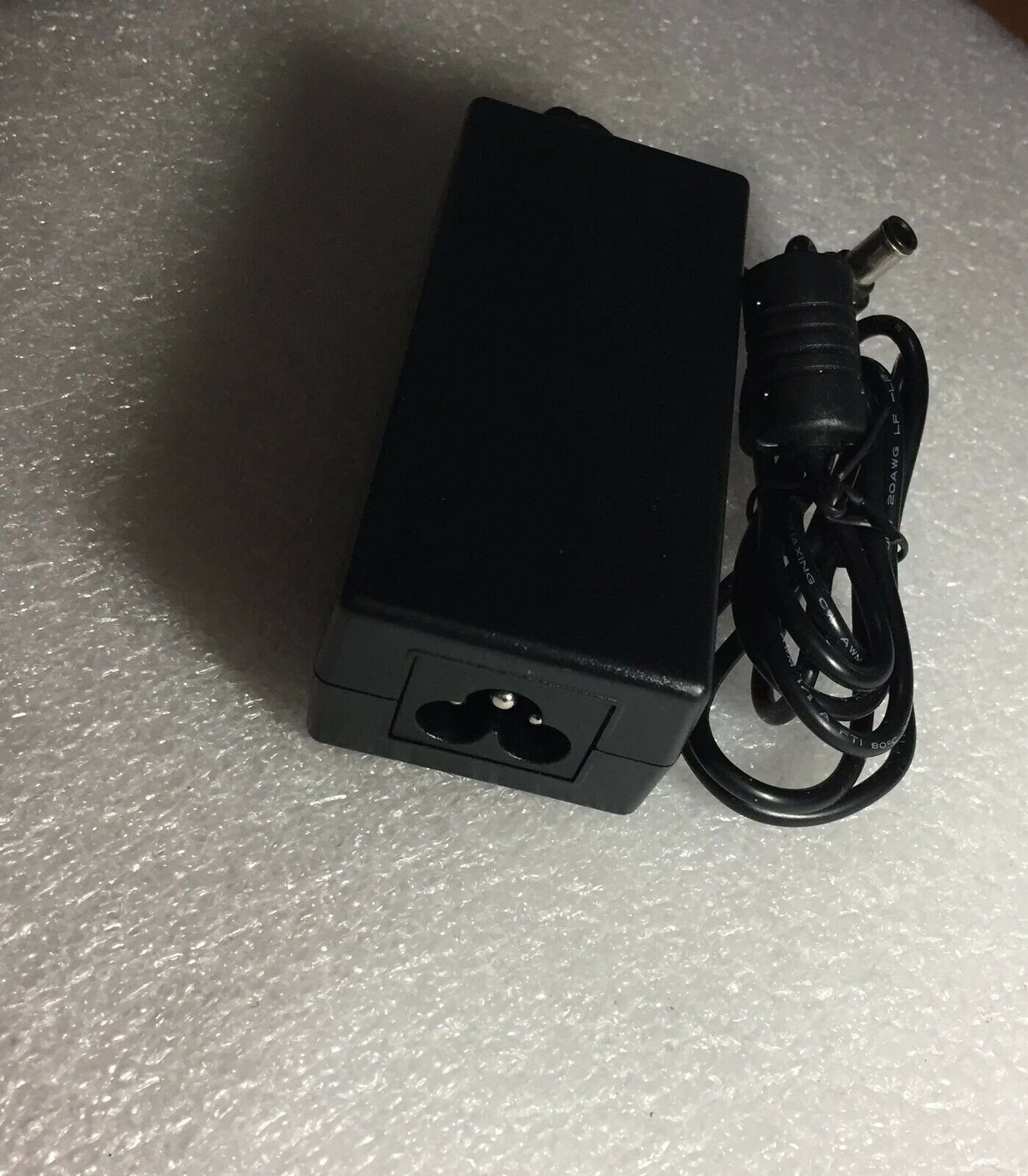 New Original LG 29UB55-B IPS LED Monitor,ADS-45SN-19-3 19040G 19V 40W AC Adapter