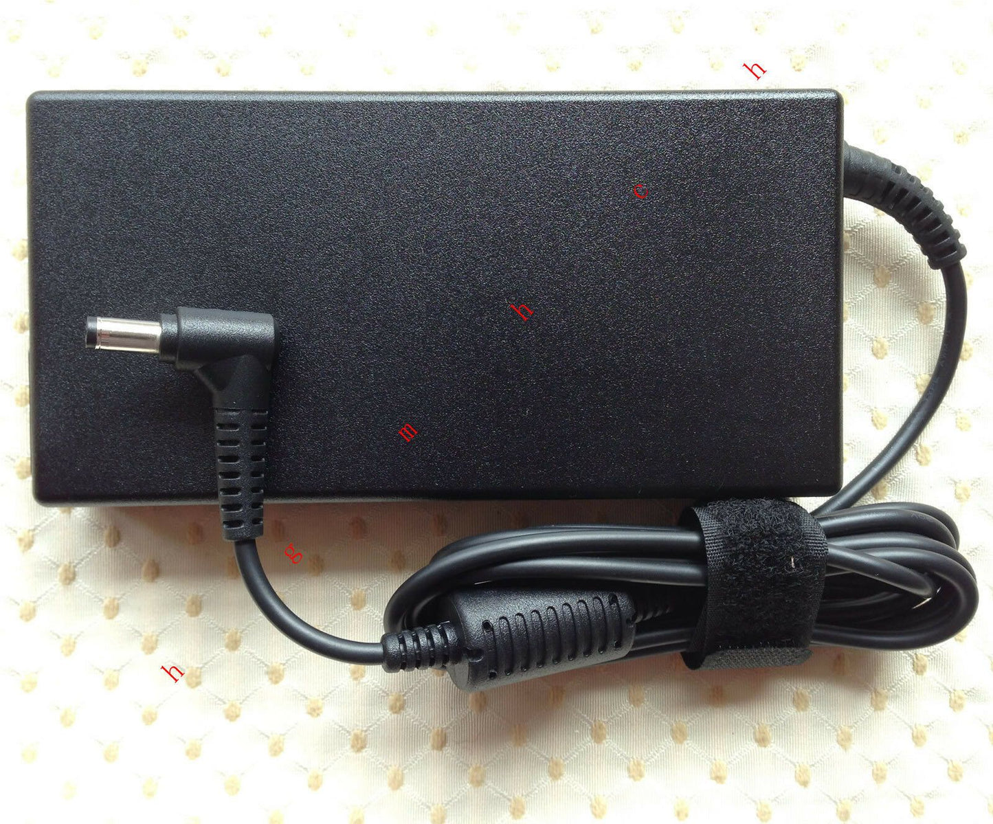 Original OEM 120W 19.5V 6.15A AC Adapter for Clevo N151SC Entertainment Notebook