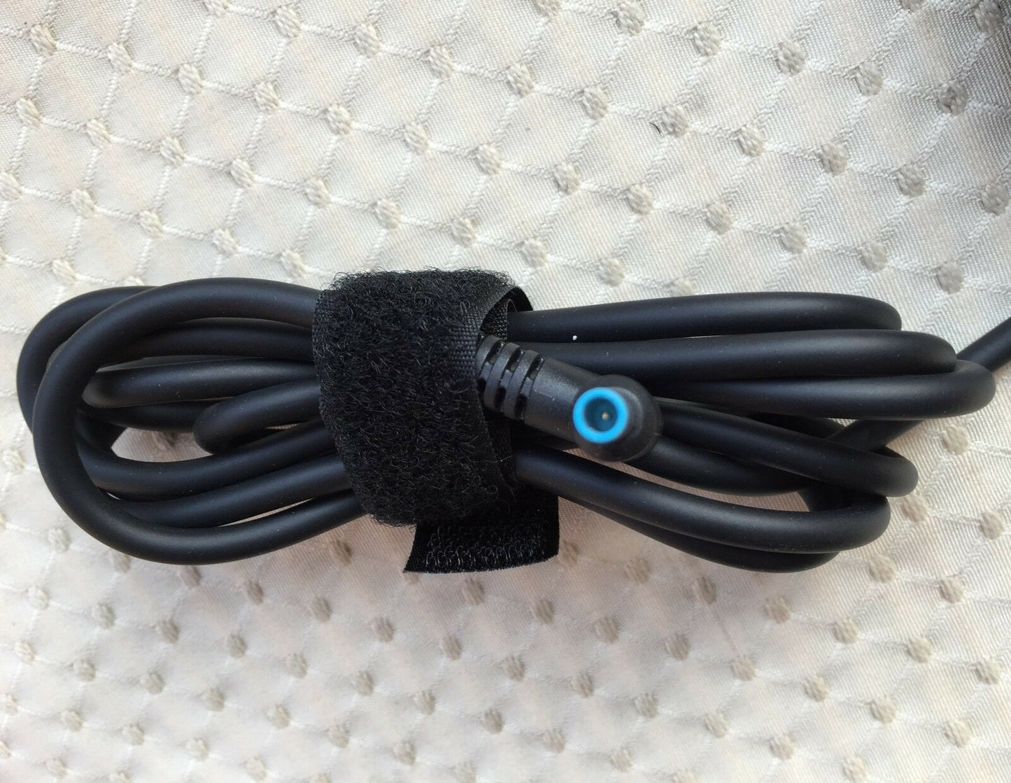 Original HP EliteBook 735 G5/4HZ58UT#ABA,854055-003,710412-001 65W AC/DC Adapter