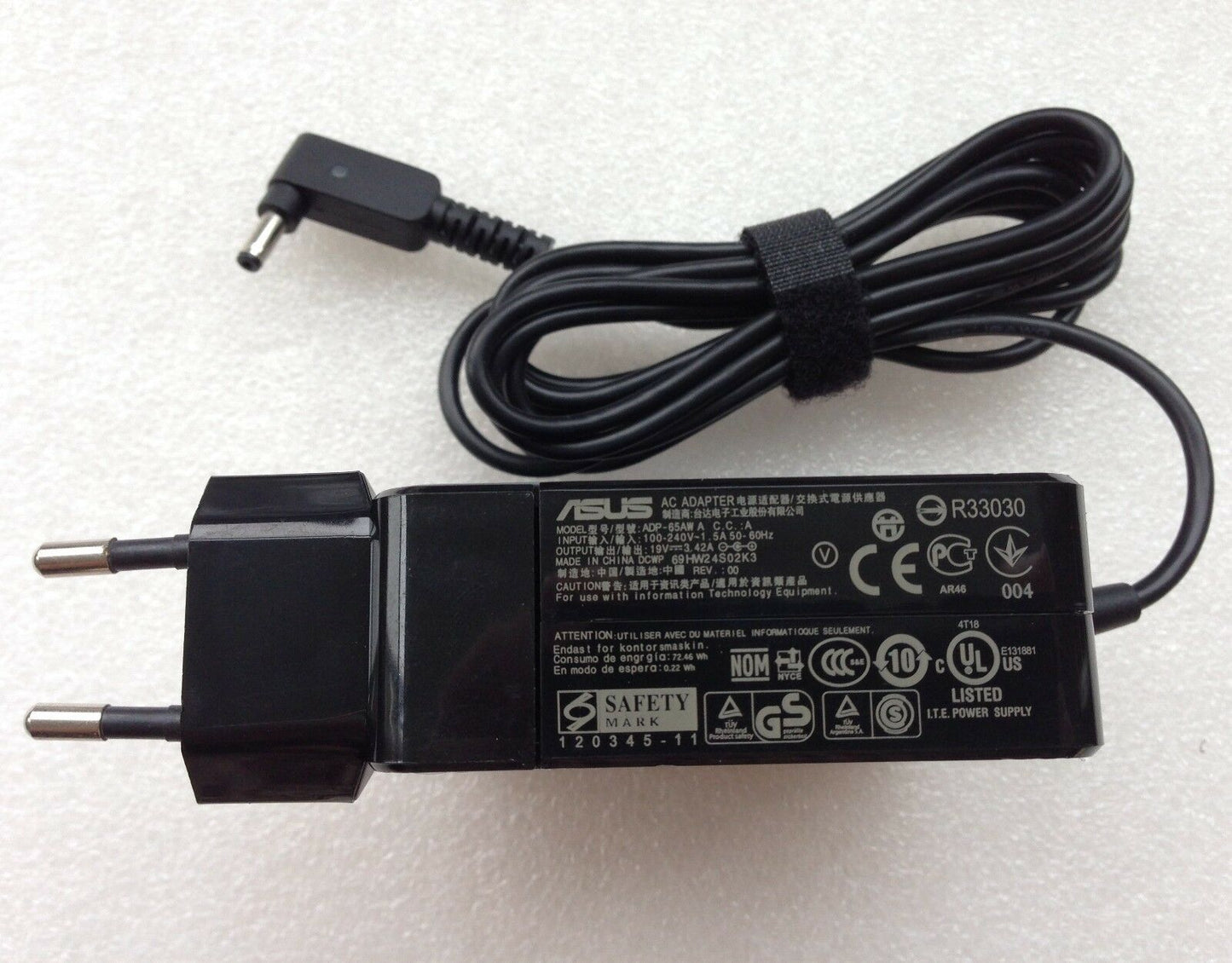 Original OEM 19V 3.42A 65W AC Adapter for ASUS ZENBOOK UX303UB-DH74T Ultrabook