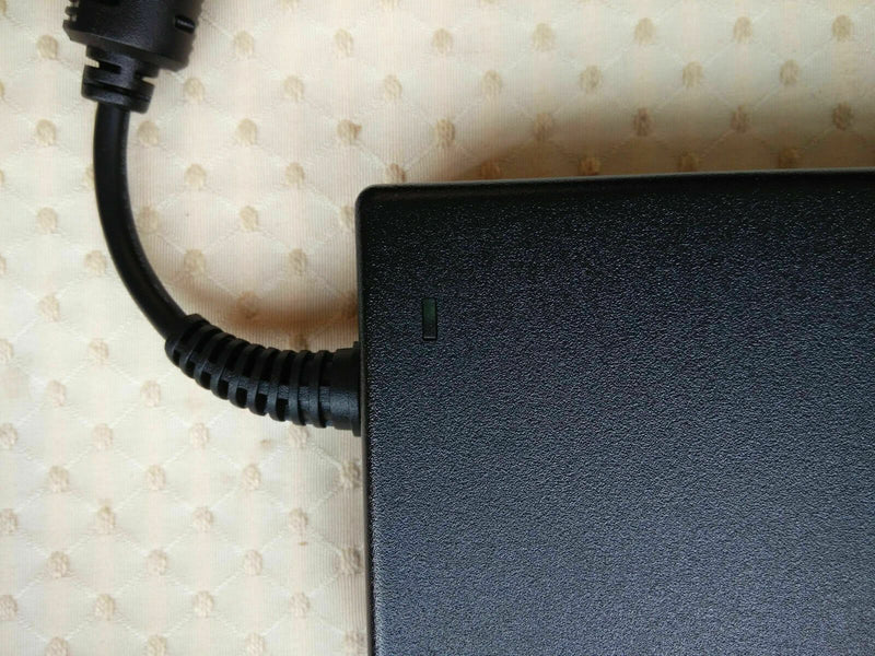 New Original OEM 19.5V 11.8A AC/DC Adapter for Gigabyte AORUS 15-XA-FHD70 Laptop