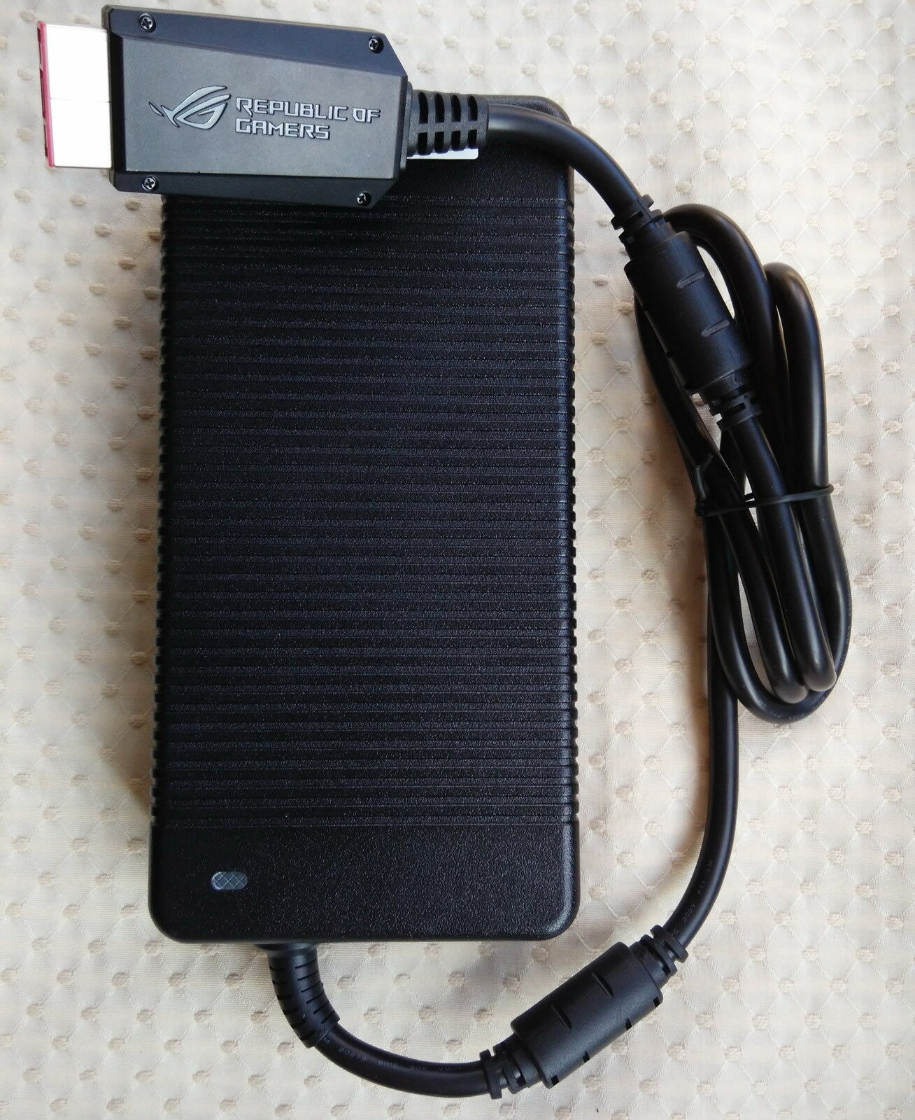 New Original OEM Delta ASUS ROG G701VI-XB78K,ADP-330AB D 19.5V 16.9A AC Adapter
