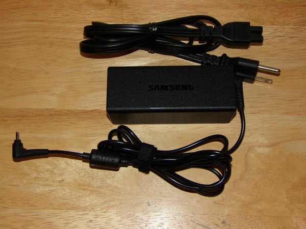 Original Samsung AC/DC Adapter Charger for Samsung Notebook 9 Pro NP940X5N-X01US