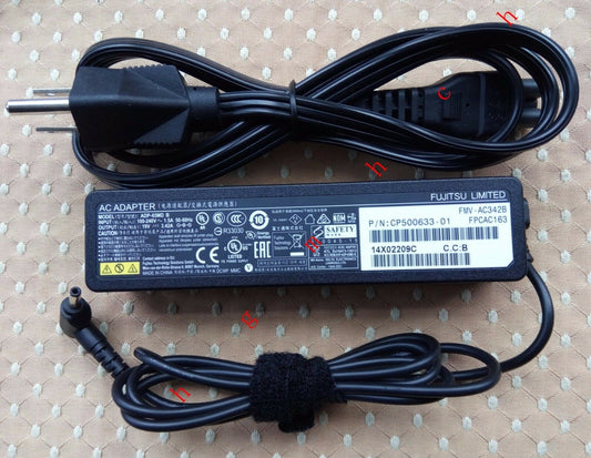 Original OEM Fujitsu 65W 19V 3.42A AC Adapter for Stylistic Q775/i5-5200U Tablet