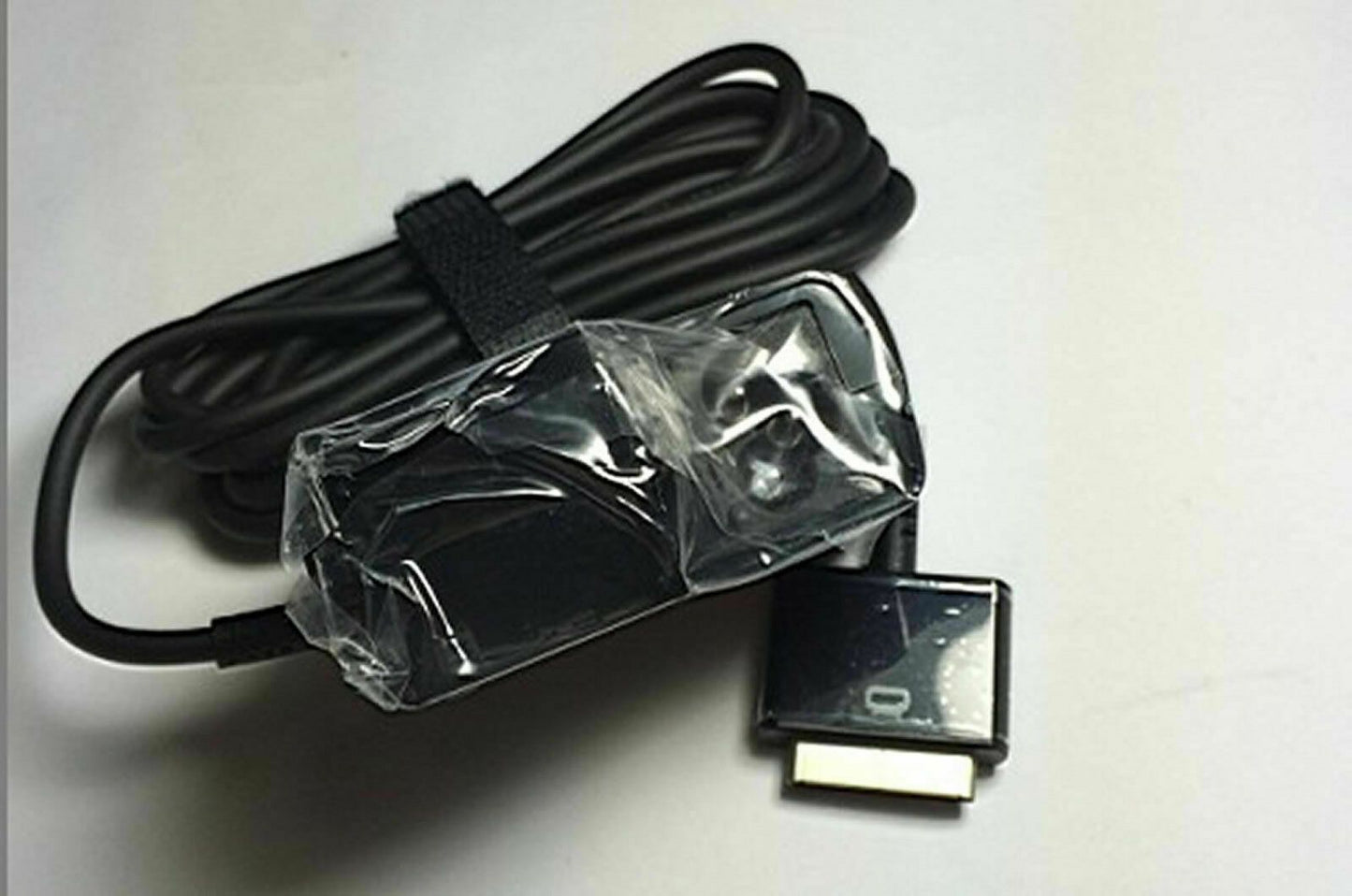 New Original OEM AC Adapter for HP Elitepad 1000 G2,Series,686120-001 tablet PC@