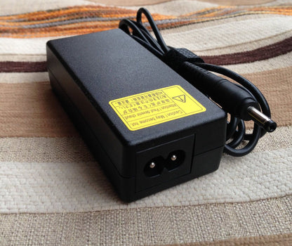 Original OEM Toshiba 45W Charger Portégé Z10t-A-A1111,Z10t-A-A1110,PA5072U-1ACA