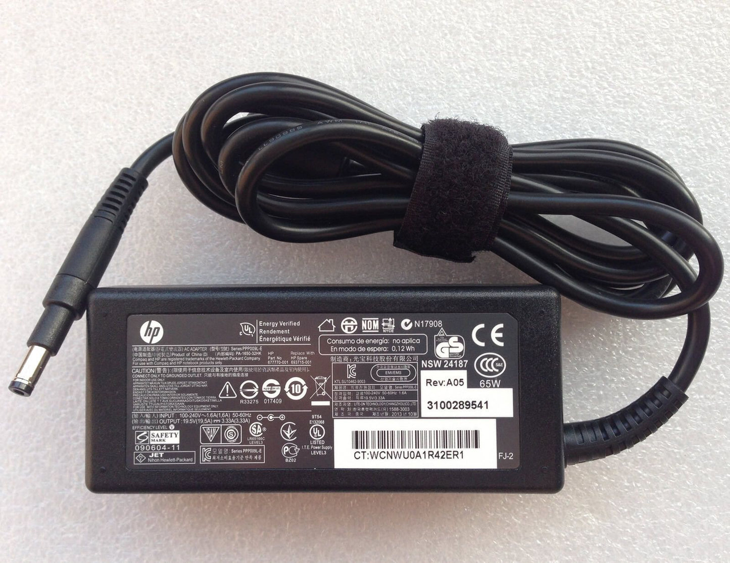 New Original OEM 65W AC Adapter for HP Pavilion 14-c035us Chromebook,693715-001