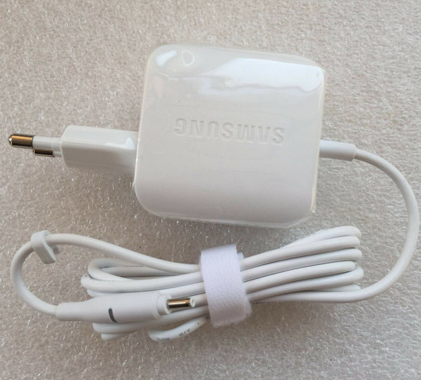 Original Samsung AC/DC Adapter Cord/Charger for Samsung Notebook 9 NT900X3N-K59S