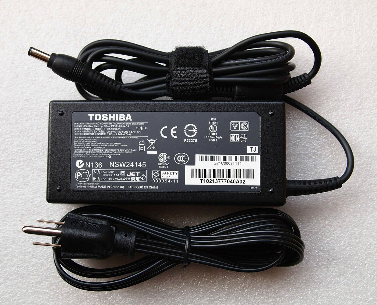 Original OEM Supply Charger Toshiba Satellite A505-S6980 L355D-S7901 L455D-S5976