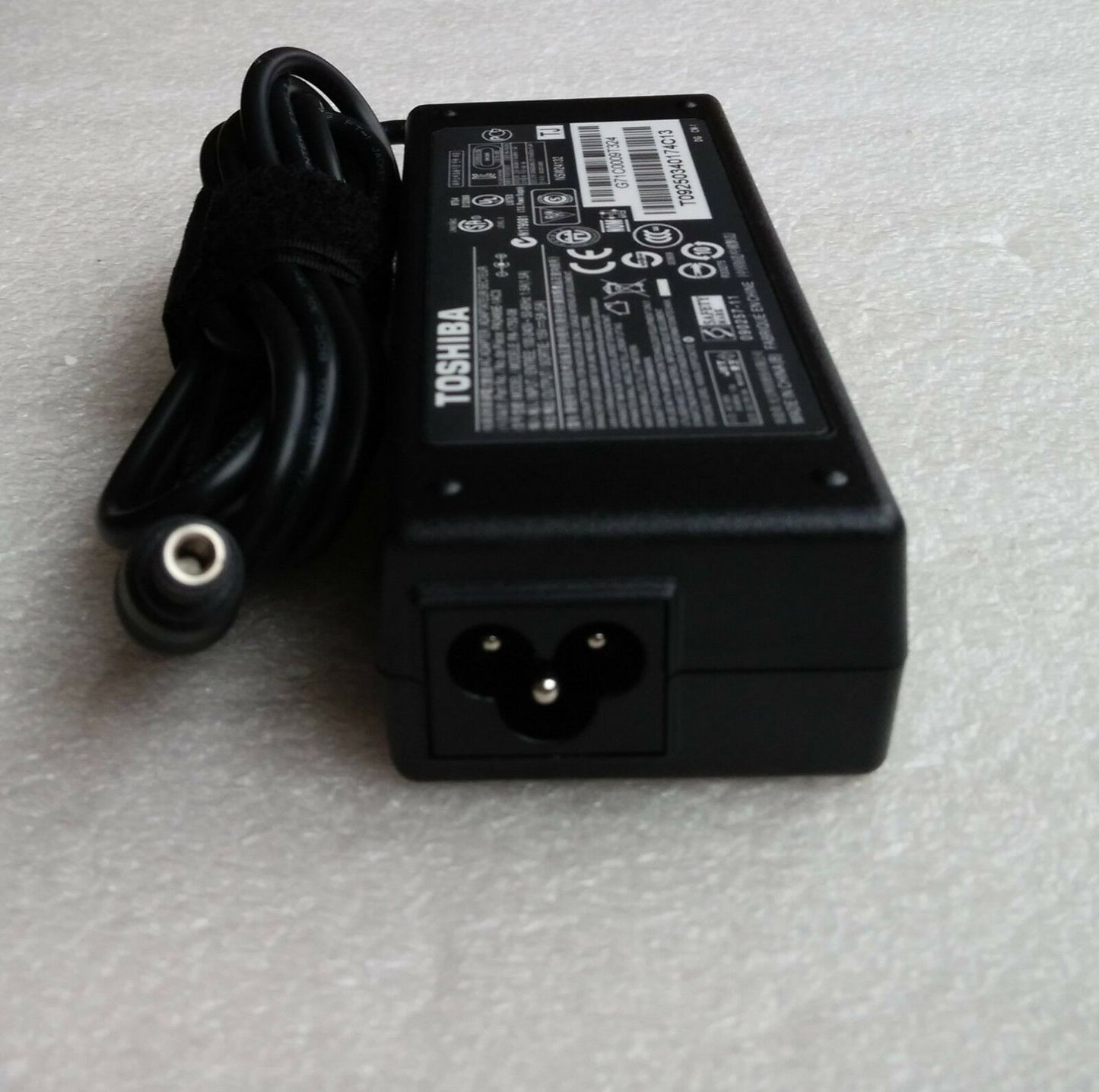 Original Genuine Toshiba PA3469E-1AC3 pa-1750-08 AC Power Adapter 15V 5A 75W OEM