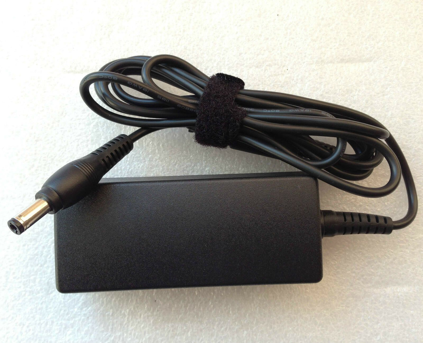 New Original Toshiba AC/DC Adapter for Toshiba Portege Z830 PT225C-002001 Laptop