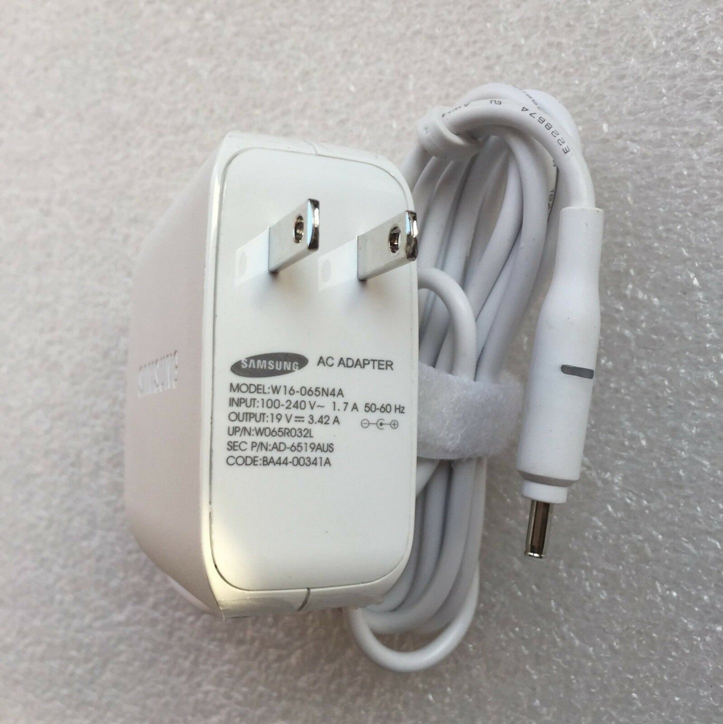 New Original Samsung AC Power Adapter for Samsung Notebook 9 spin NP940X3L-K01US