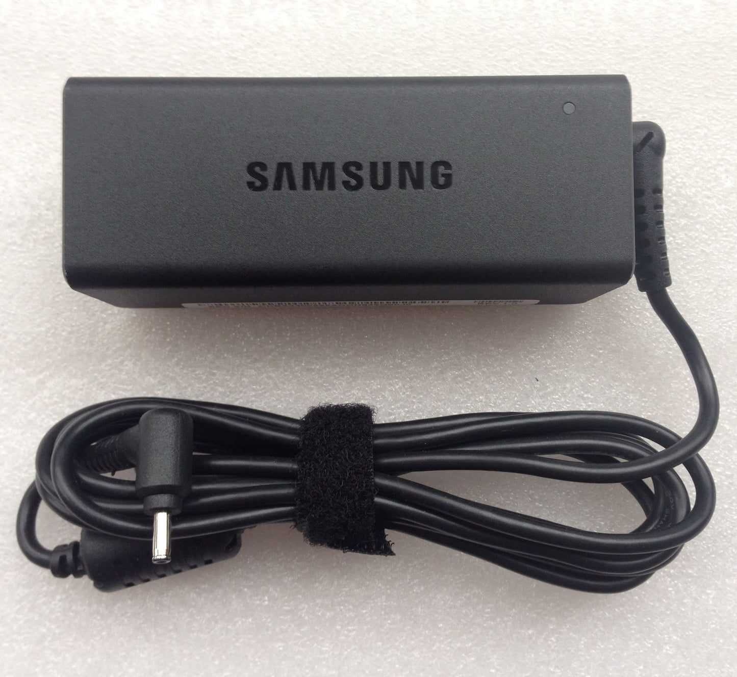@Original OEM Samsung 40W Slim Cord/Charger ATIV Book 9 NP930X5J-K01AU Ultrabook