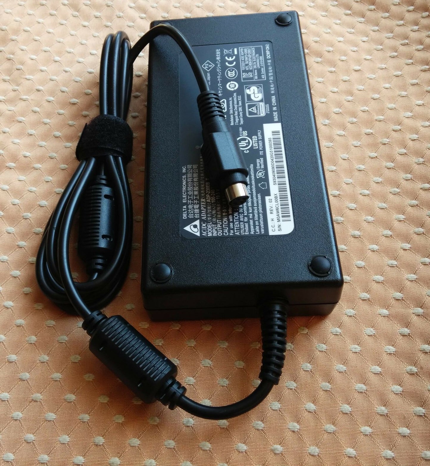 Original OEM Delta 230W 19.5V 11.8A AC Adapter for MSI GT73VR Titan-426 Notebook