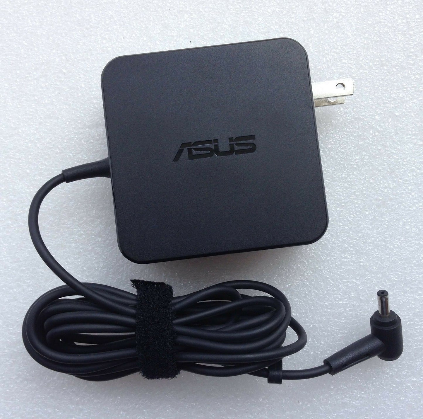 New Original OEM ASUS AC Adapter Cord/Charger for ASUS Q405UA/Q405 2in1 Notebook