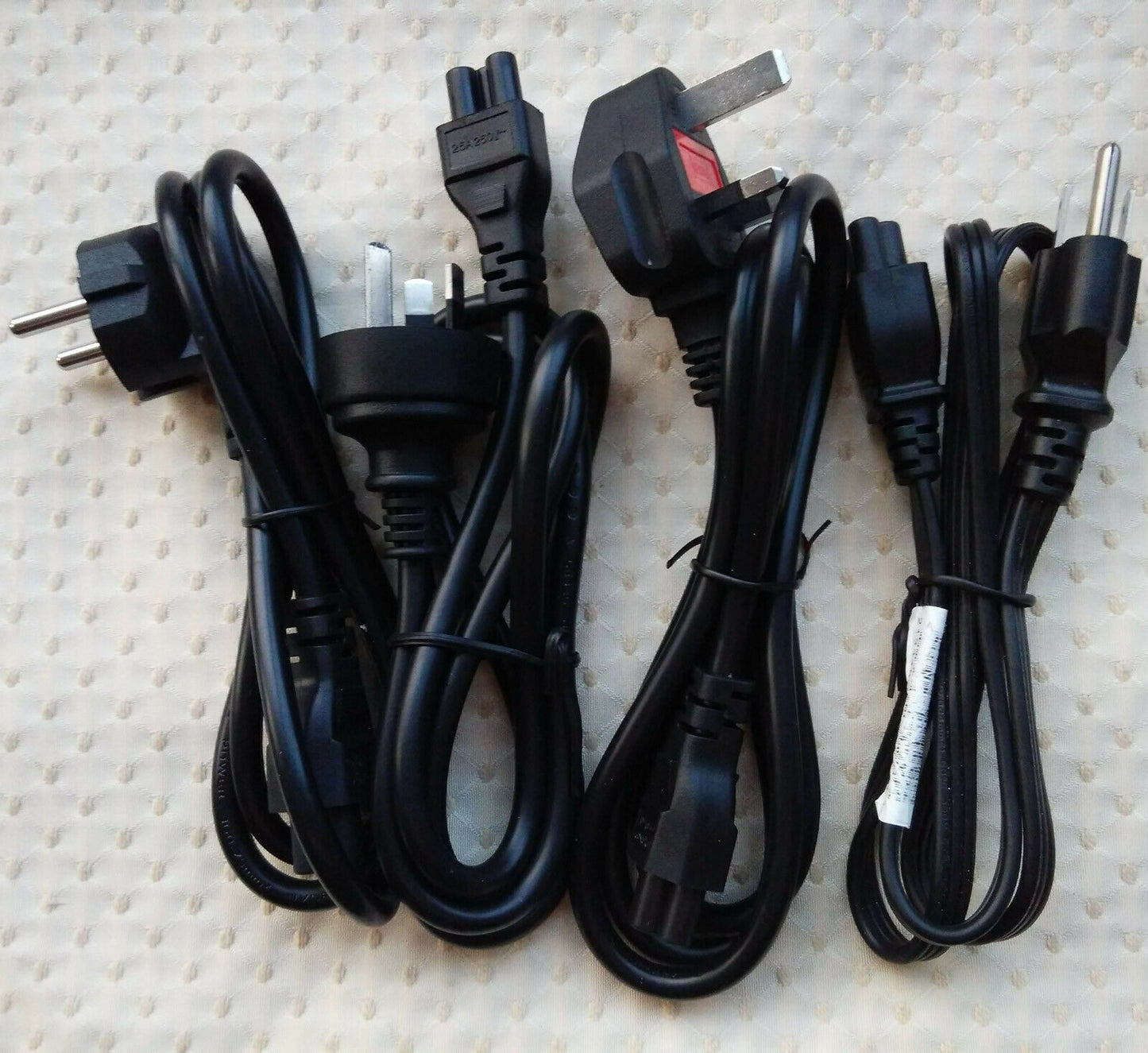 Original HP EliteBook 8540w/8560w/8730w 693707-001,677763-003 150w AC/DC Adapter