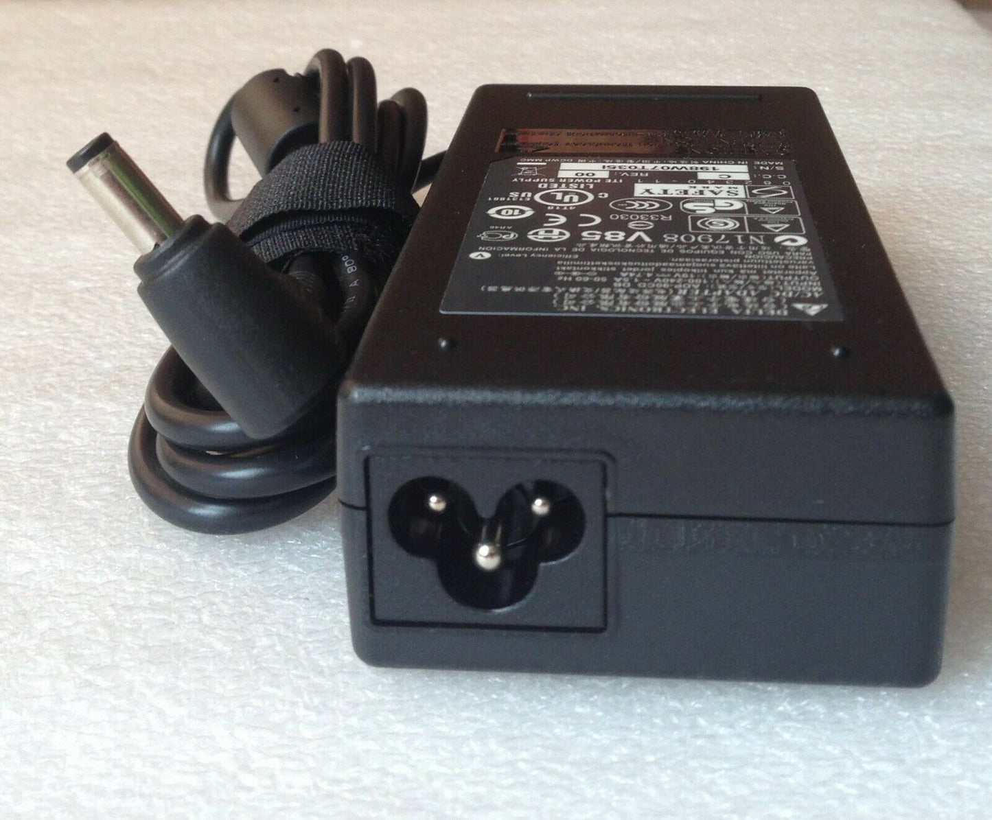 @Original OEM AC Adapter Cord/Charger for Fujitsu Lifebook T725 Series Tablet PC
