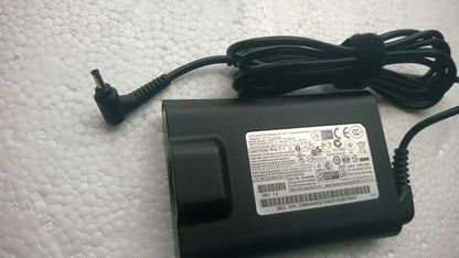 @Original OEM Samsung Charger NP900X3D-A01IT,NP900X3D-A01RU,PA-1400-24,AD-4019SL