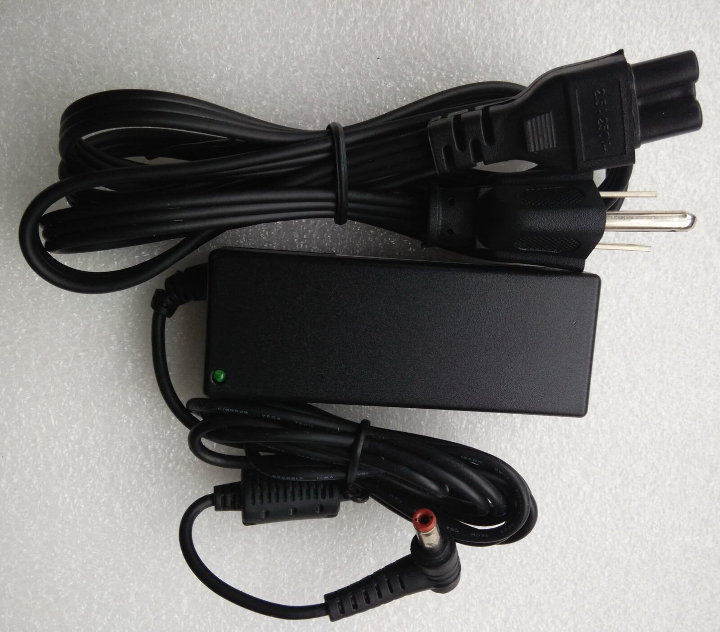 Original OEM AC/DC Adapter for Lenovo IdeaPad U310 MAG8JUK,ADP-40NH,PA-1400-12LC