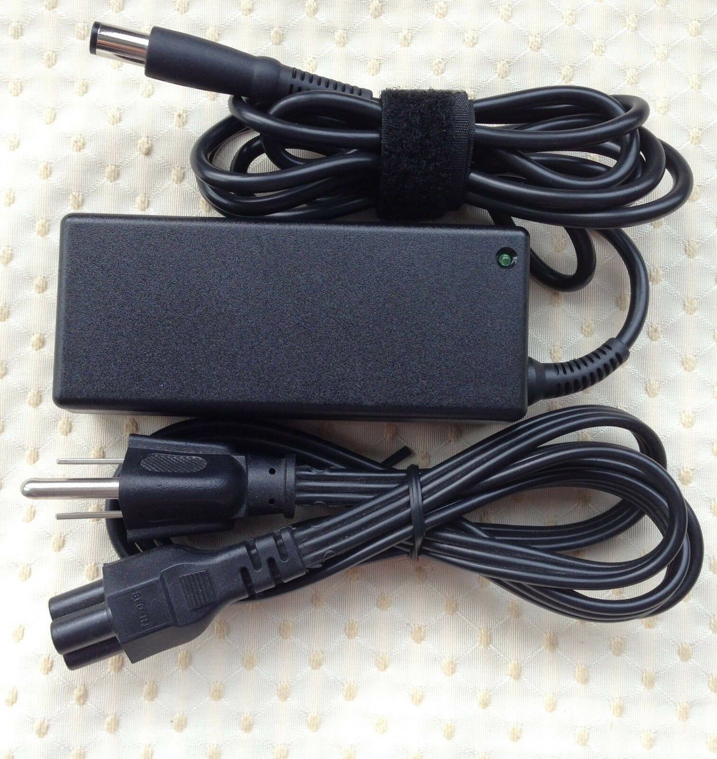 Original OEM 65W 19.5V 3.34A AC Power Adapter for Dell Inspiron 17R-5720,P15E001