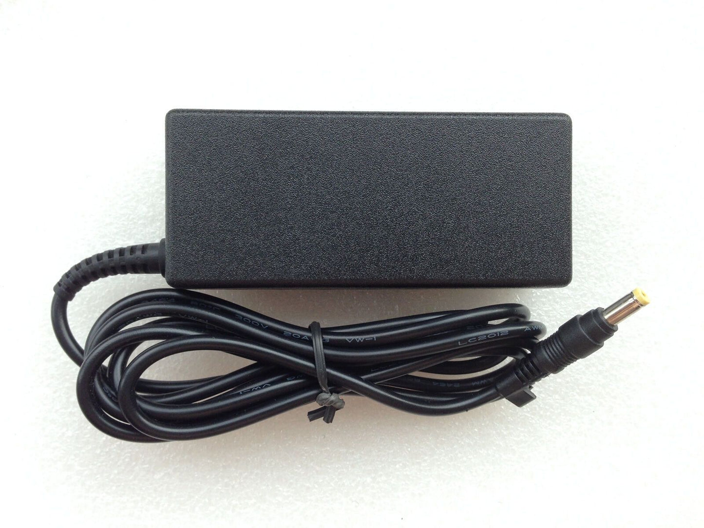 65W Original Genuine OEM AC Adapter Power charger for HP Pavilion DV9700 tx2000