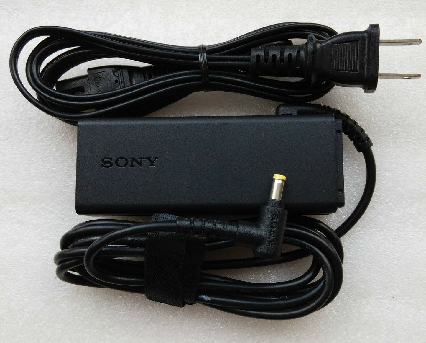 Original OEM Sony 45W AC Charger VAIO PRO 13 SVP13222CXB,VGP-AC10V9 Ultrabook PC